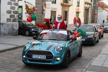 La caravana de Papá Noel inunda Telde de magia y alegría/Francisco Javier Santana.